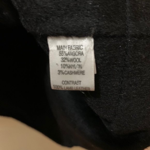 NORDSTROM exclusive ST. JOHN black coat. - Picture 4 of 4